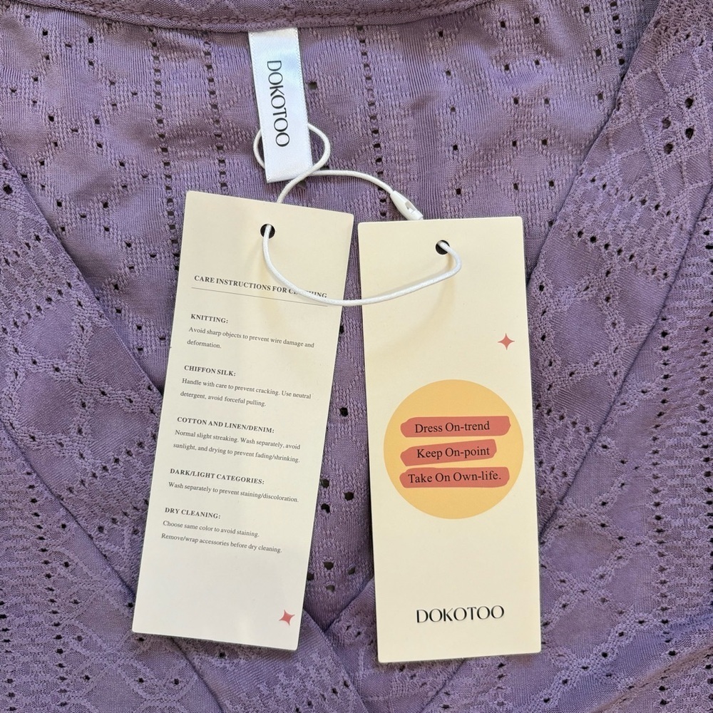 NWT DOKOTOO Purple Eyelet Long Sleeve V Neck Blouse Size Large - Picture 3 of 9